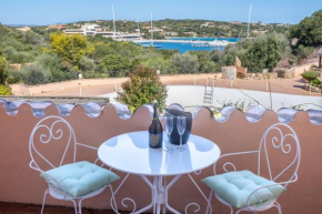 PORTO-CERVOCasa con piscina e vista yachts